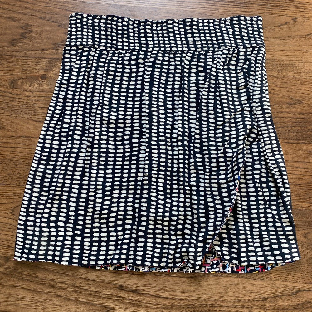 Cabi Stylish Black and White Women's Reversible Skirt